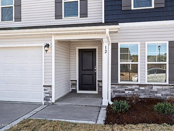 5th image of 12 E Emily Gardens Drive