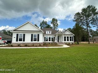 19001 Harrington Cir, Biloxi, MS 39532