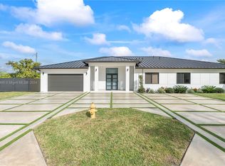 5985 SW 107th Ave, Miami, FL 33173