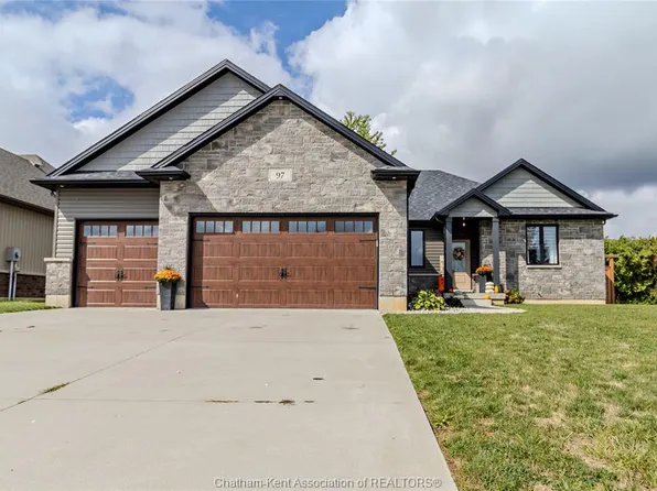 97 Sleepy Meadow Dr, Chatham Kent, ON N0P 1A0