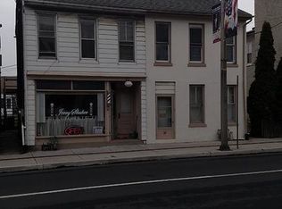 39 W Main St, Fleetwood, PA 19522