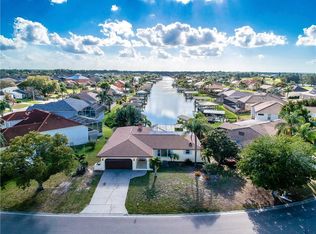 724 Eagle Ln, Apollo Beach, FL 33572