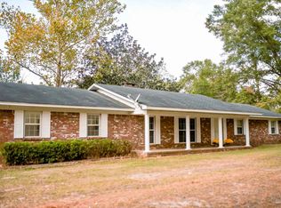 533 Green Acres Rd, Atmore, AL 36502