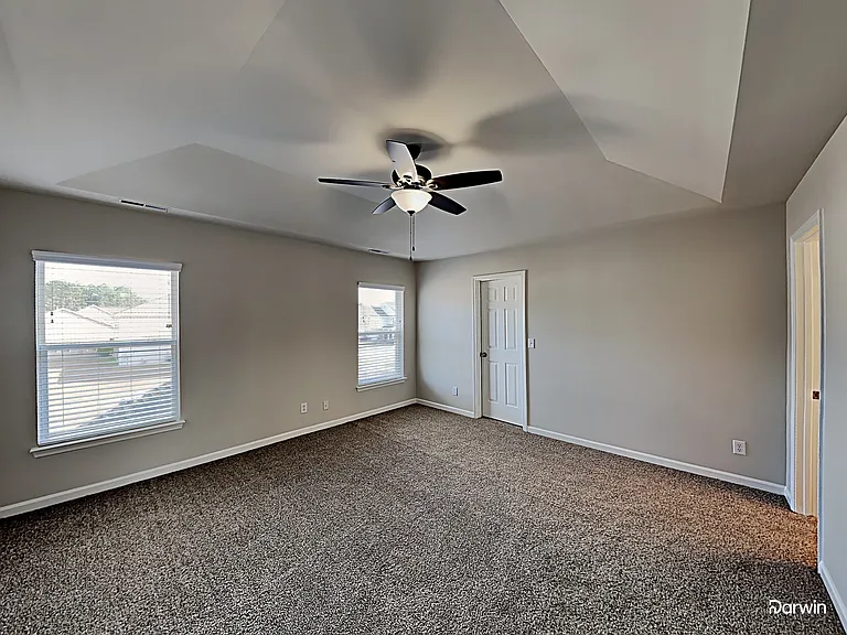 307 Evesham Ave — Photo 9