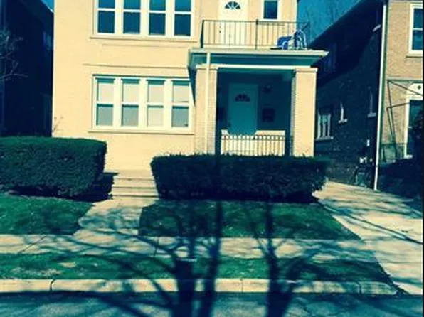 950-952 Nottingham Rd, Grosse Pointe Park, MI 48230