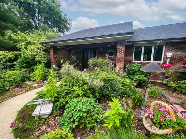 22660 Doe Hvn, Warrenton, MO 63383