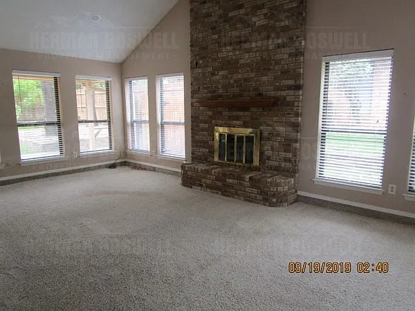 4918 Ridgeline Drive Arlington, TX 76017 — Photo 2