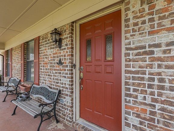 5th image of 2240 Fawkes Ln