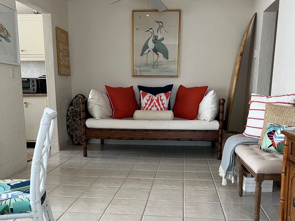 5700 Old Ocean Blvd APT V, Ocean Ridge, FL 33435