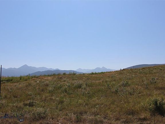3rd image of 7 Tumbleweed Trl