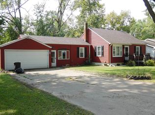 910 Catalpa St, Marseilles, IL 61341