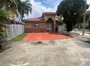 3192 W 70th St, Hialeah, FL 33018