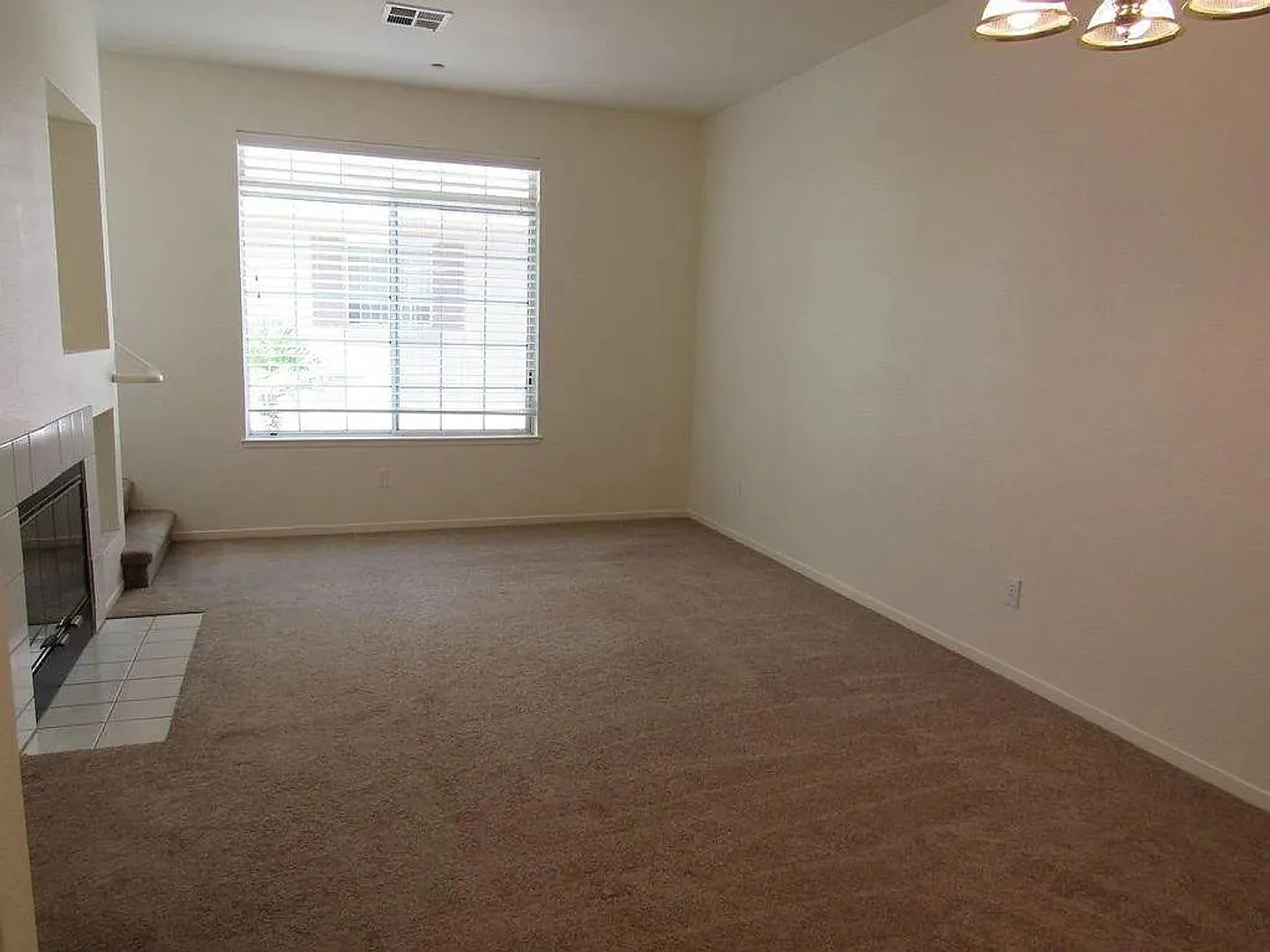 Wow! What a Great Home! Available Soon! — Photo 4