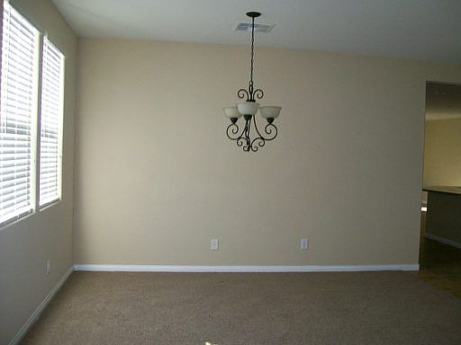 3rd image of 85 Pettswood Dr