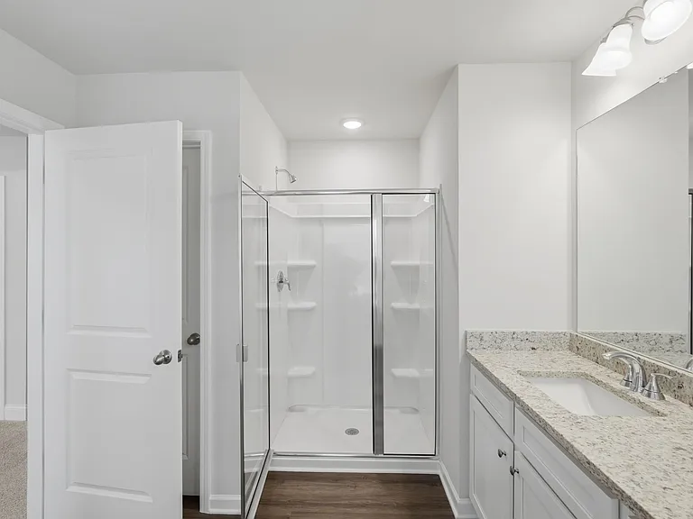 2260 Chant St — Photo 36