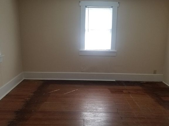 5th image of 2309 N Janney Ave