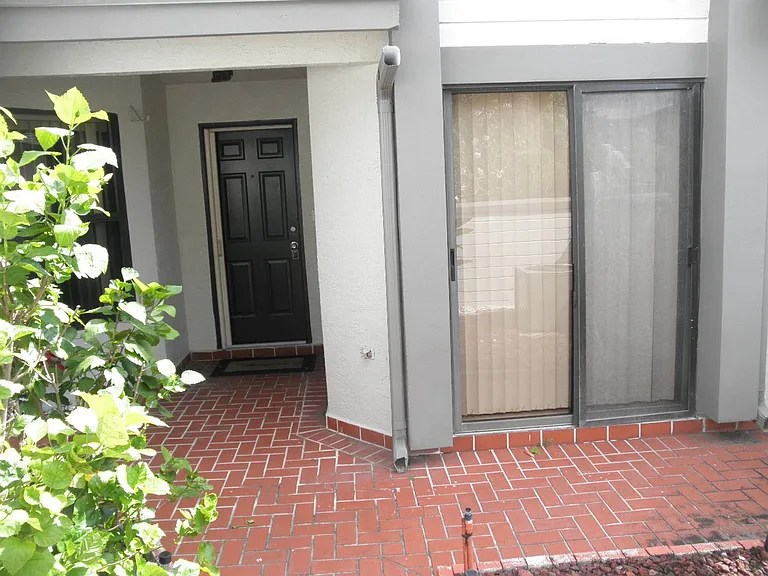 1004 Landings Blvd — Photo 5