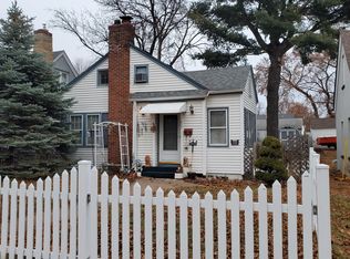 1807 Bush Ave E, Saint Paul, MN 55119