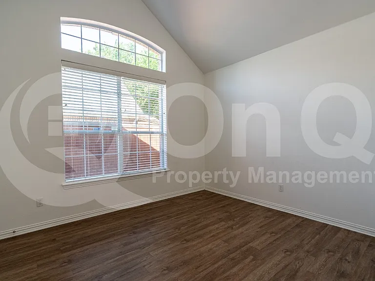 5022 Enclave Ct — Photo 14