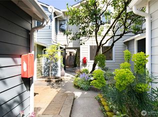 116 17th Ave APT D, Seattle, WA 98122