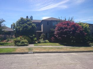 2559 Crestmont Pl W, Seattle, WA 98199