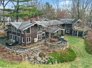 16 Kinnicutt Rd E, Pound Ridge, NY 10576