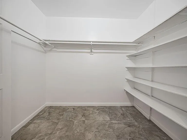 22605 SW 66th Ave #206 — Photo 15