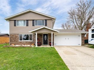 8132 Philadelphia Dr, Fairborn, OH