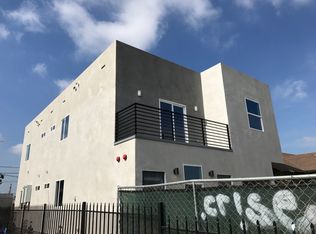 221 1/2 W 85th Pl, Los Angeles, CA 90003