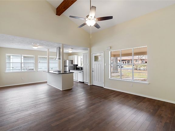 2nd image of 2411 Hardwood Dr