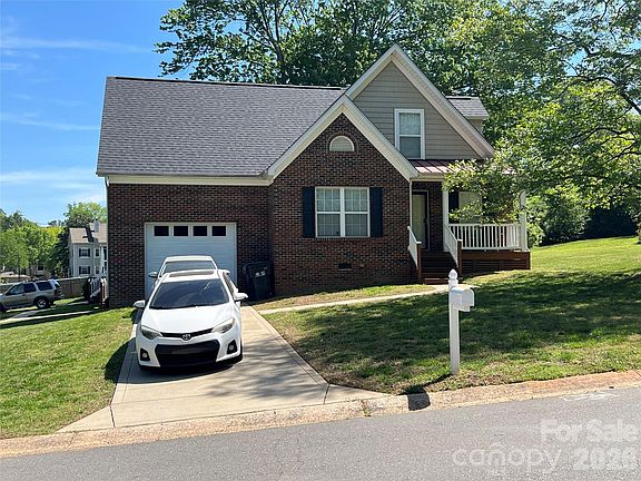 5th image of 5111 Clearwater Rd