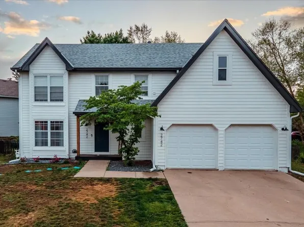 2742 W 131st St, Olathe, KS 66061