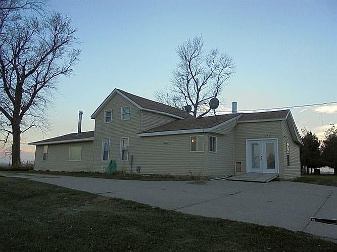1st image of 2551 180th St