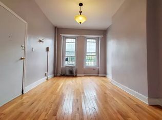 940 Kent Ave #1, Brooklyn, NY 11205