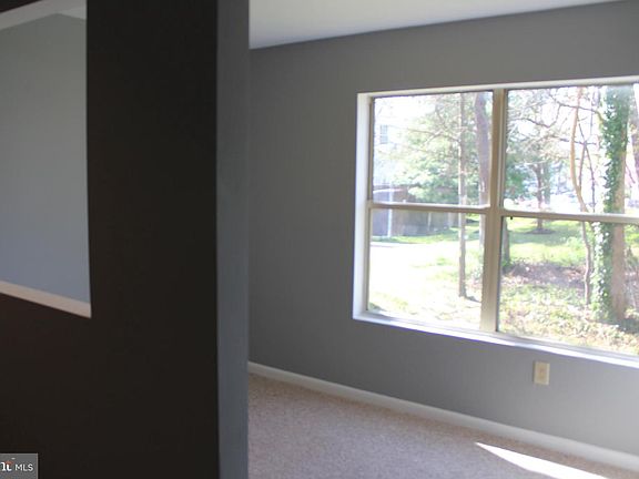 4th image of 60 Sandstone Ct APT A