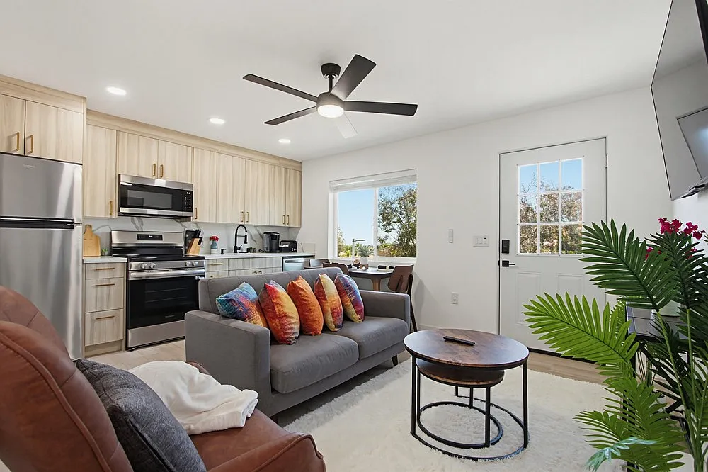 1 bed, 500 sqft, $2,800 — Photo 1