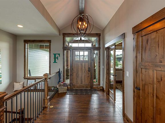 3rd image of 2540 S Man O War Ln