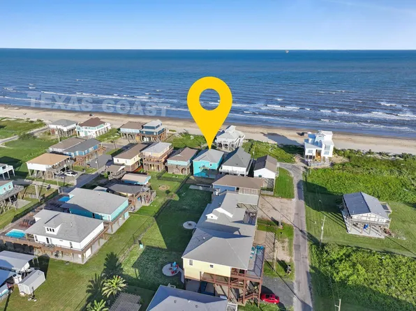 1221 Gulf Rd, Crystal Beach, TX 77650