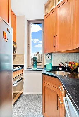 Sold by Compass | media 21