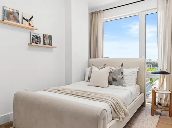 526 Baltic Street image 12 of 61