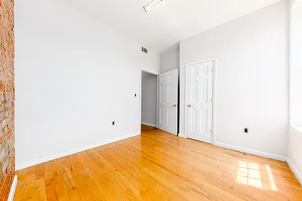 Rented by Keyo  | media 56