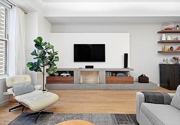 3rd image of 15 Broad St APT 830