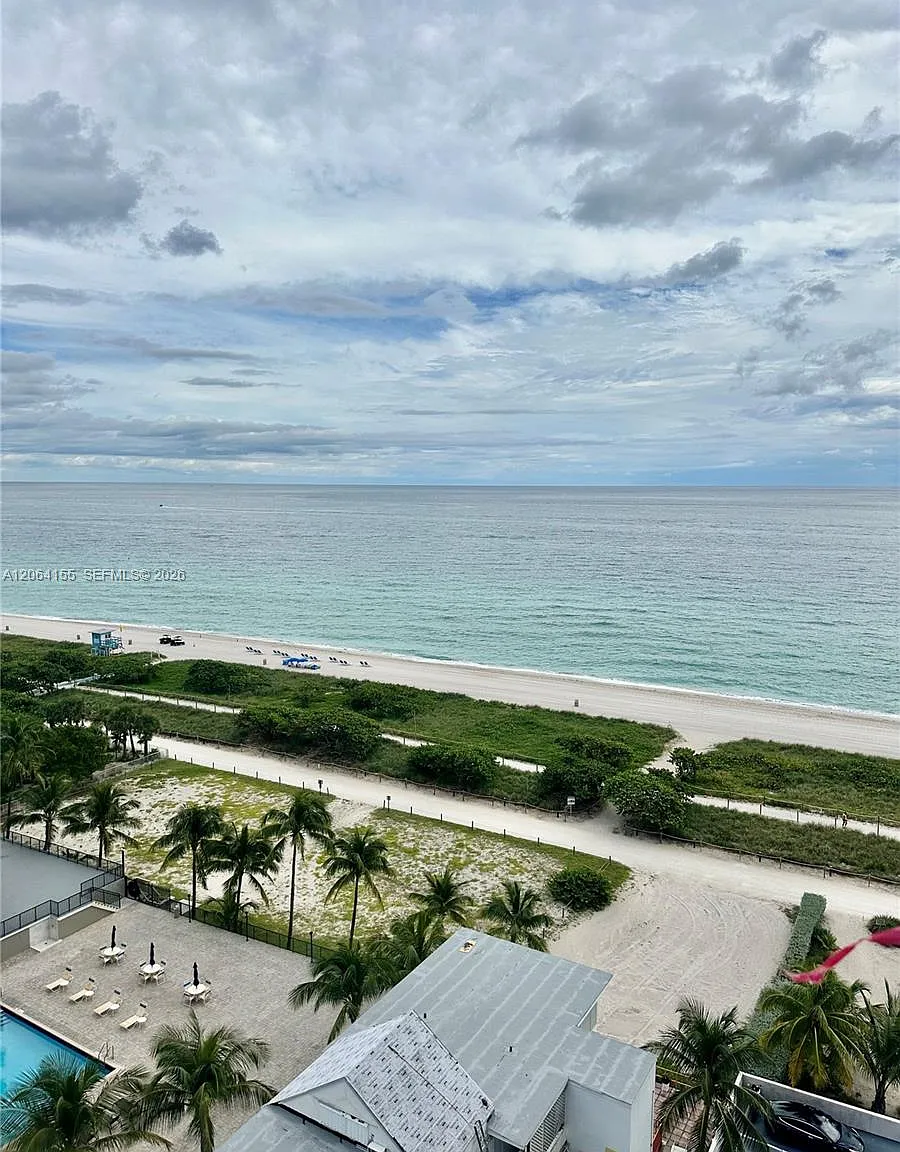 Four Winds Condo — Photo 2
