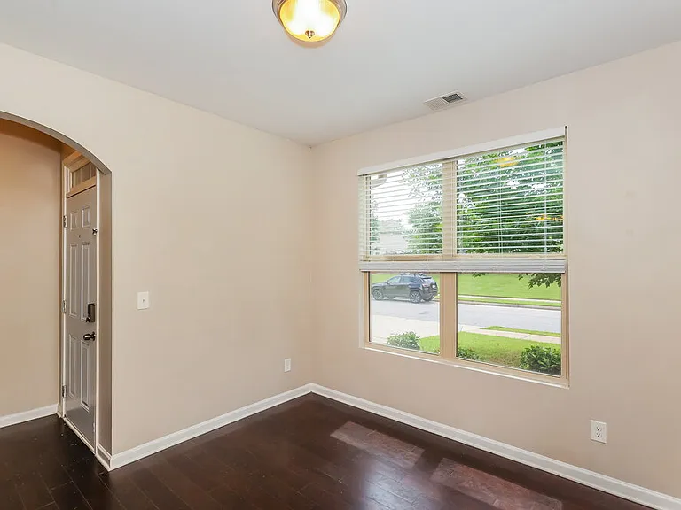 4782 Brookwood Pl — Photo 9