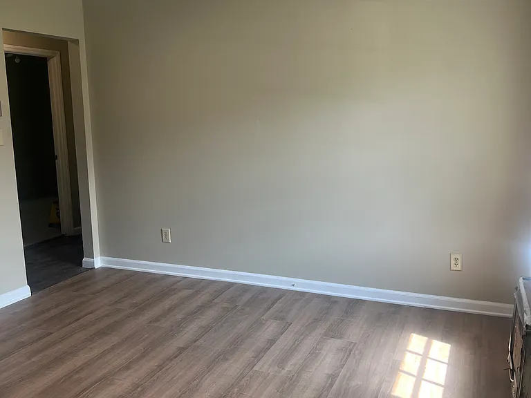 Tanner Dr — Photo 2