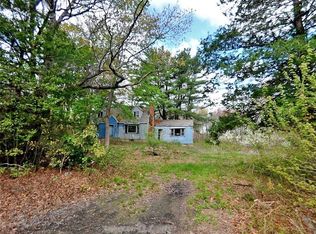 1545 Division Rd, East Greenwich, RI 02818