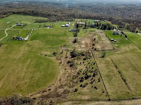 6366 County Road 52, Somerset, OH 43783
