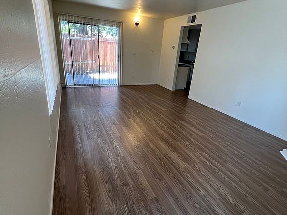 5th image of 2030 20th Ave APT 3