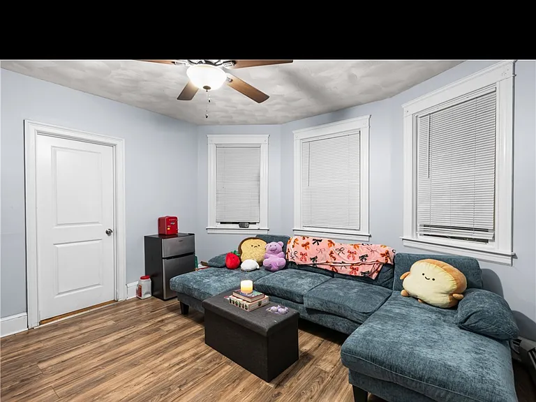 22 Suffolk St #22 — Photo 1