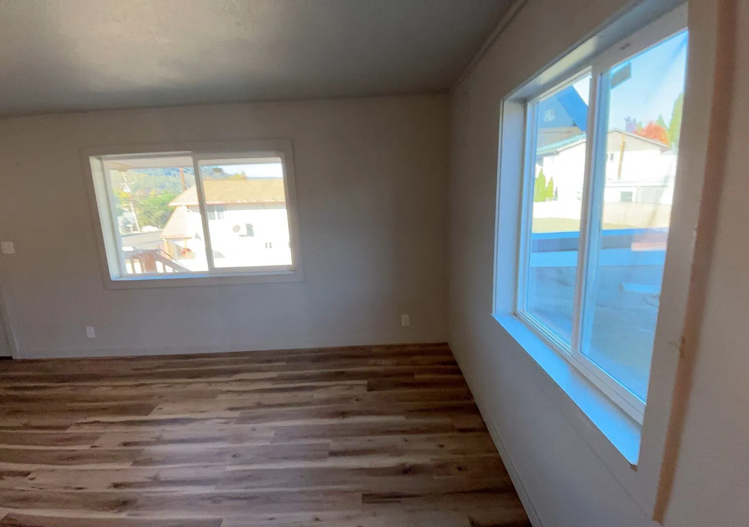 RR-0000 | 2936 NE Diamond Lake Blvd — Photo 1